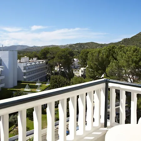 Hotel Universal Laguna 4*