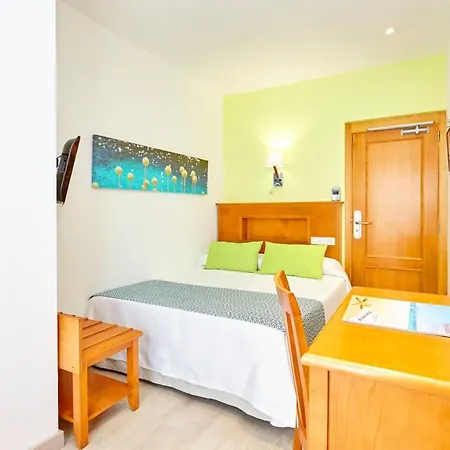 Hotel Universal Laguna 4*