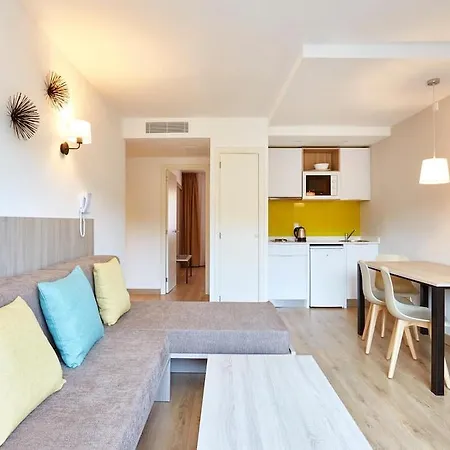 Universal Laguna Hotel 4*