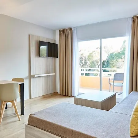 Universal Laguna Hotel Canyamel (Mallorca)