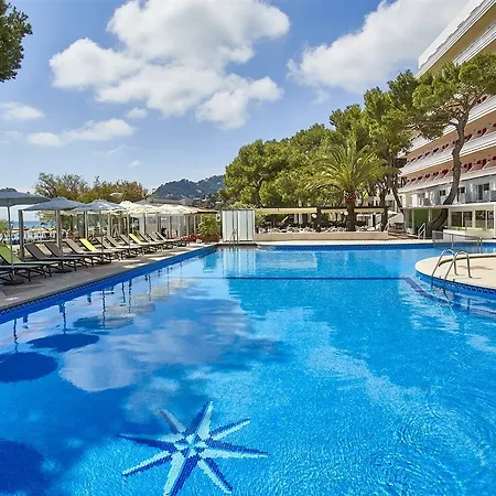 Universal Laguna Hotel 4*