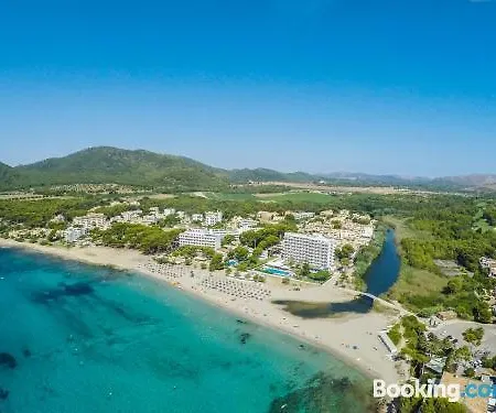 Universal Laguna 4*